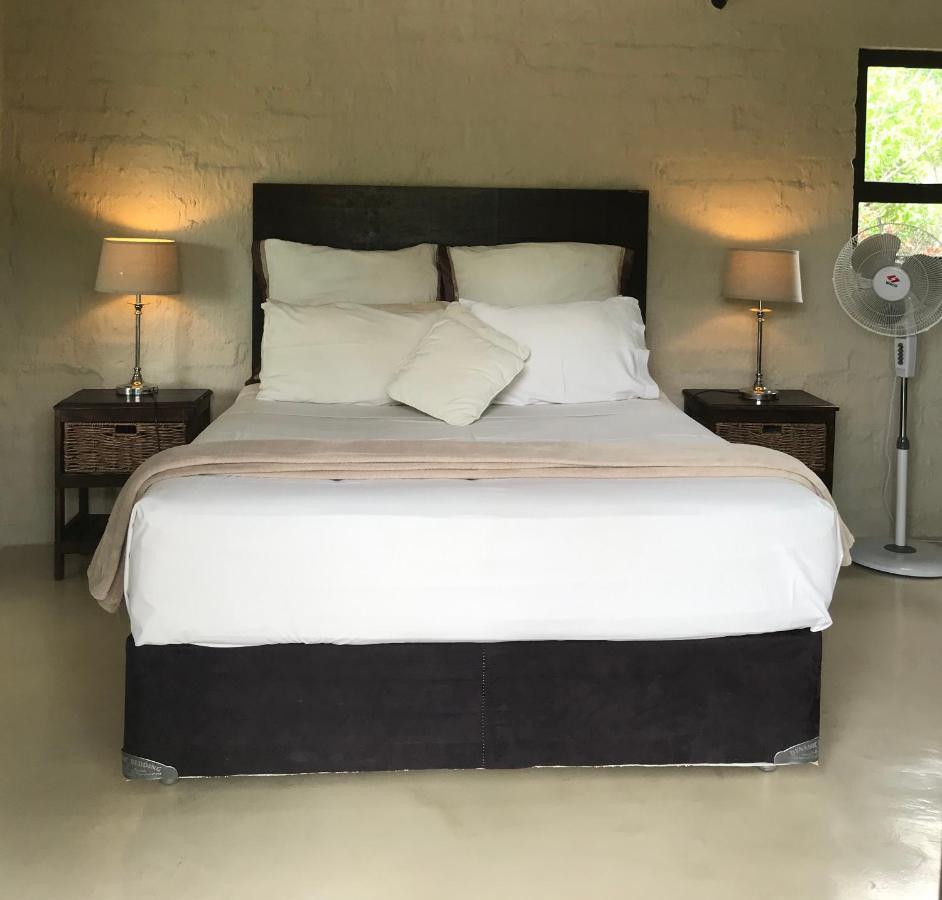Leadwood Lodge โฮดสปรูท ภายนอก รูปภาพ
